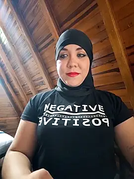 Snapshot of AmbarBurhan chatting on 03.07.25 AmbarBurhan online show from 03.07.25