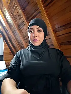 Snapshot of AmbarBurhan chatting on 03.20.25 AmbarBurhan online show from 03.20.25