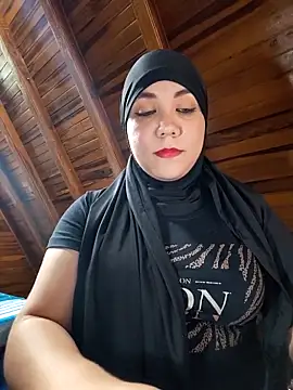 Snapshot of AmbarBurhan chatting on 03.21.25 AmbarBurhan online show from 03.21.25