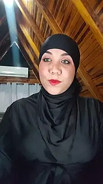 Snapshot of AmbarBurhan chatting on 09.27.25 AmbarBurhan online show from 09.27.25