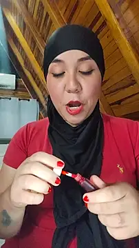 Snapshot of AmbarBurhan chatting on 10.03.25 AmbarBurhan online show from 10.03.25