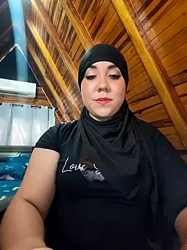 Snapshot of AmbarBurhan chatting on 12.02.25 AmbarBurhan online show from 12.02.25