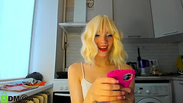  Alice Kitty online show from 12.14.24