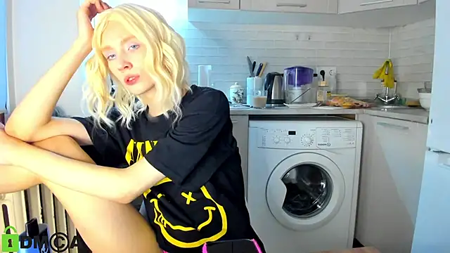  Alice Kitty online show from 12.19.24