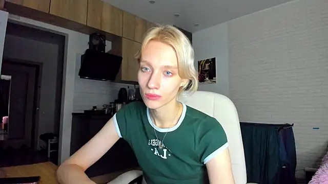  Alice Kitty online show from 12.03.25