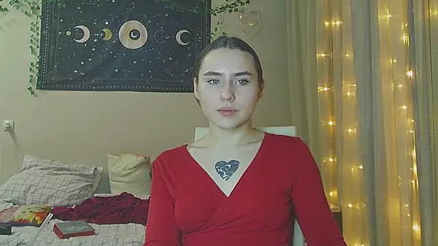 Snapshot of Aurora_workerr chatting on 01.08.25 Aurora workerr online show from 01.08.25