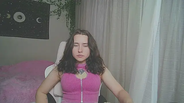 Snapshot of Aurora_workerr chatting on 09.12.25 Aurora workerr online show from 09.12.25