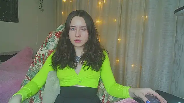 Snapshot of Aurora_workerr chatting on 02.01.26 Aurora workerr online show from 02.01.26