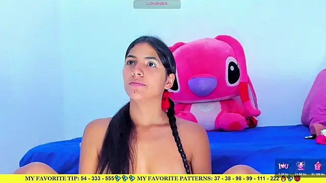 Snapshot of AriannaLewiis chatting on 06.07.26 AriannaLewiis online show from 06.07.26