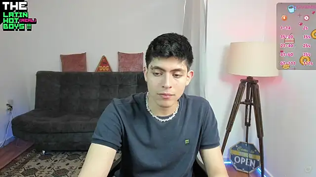 Snapshot of MyLatinHotBoys chatting on 12.13.24 MyLatinHotBoys online show from 12.13.24