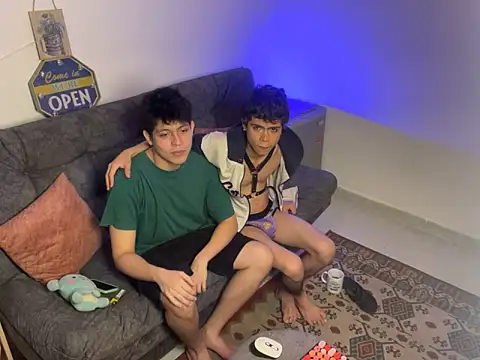 Snapshot of MyLatinHotBoys chatting on 01.19.25 MyLatinHotBoys online show from 01.19.25