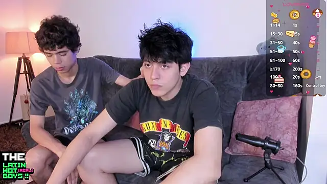 Snapshot of MyLatinHotBoys chatting on 02.18.25 MyLatinHotBoys online show from 02.18.25