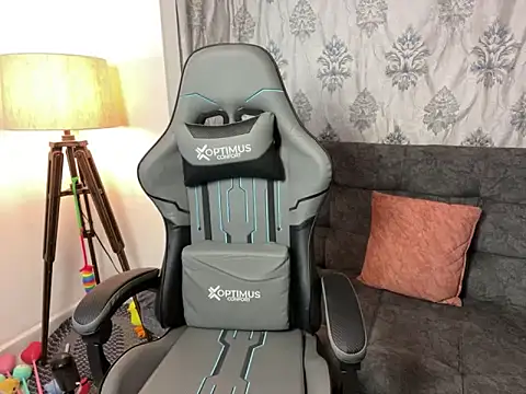 Snapshot of MyLatinHotBoys chatting on 03.17.25 MyLatinHotBoys online show from 03.17.25