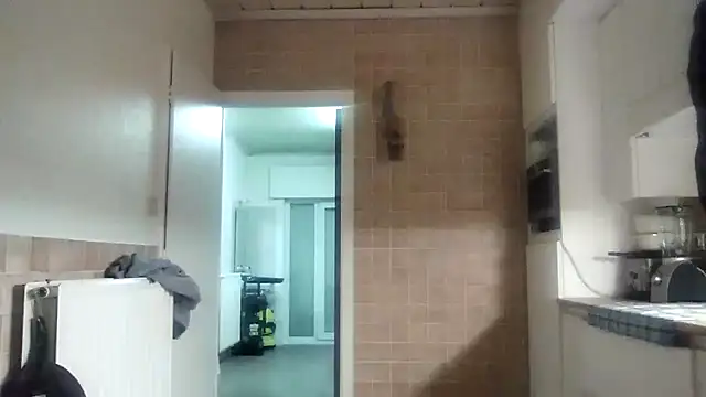 Snapshot of -DeMax chatting on 03.25.26 -DeMax online show from 03.25.26