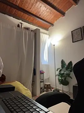 Snapshot of Miss-Abbii chatting on 03.12.26 Miss-Abbii online show from 03.12.26