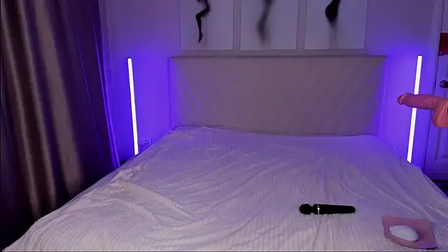 EmmaBarbs online show from 06.11.26