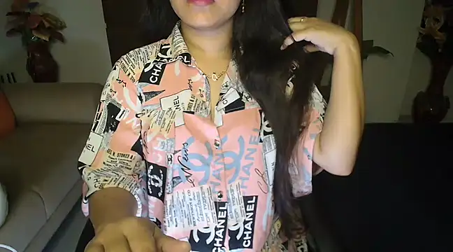 Most-Beautiful-Queen online show from 02.24.25