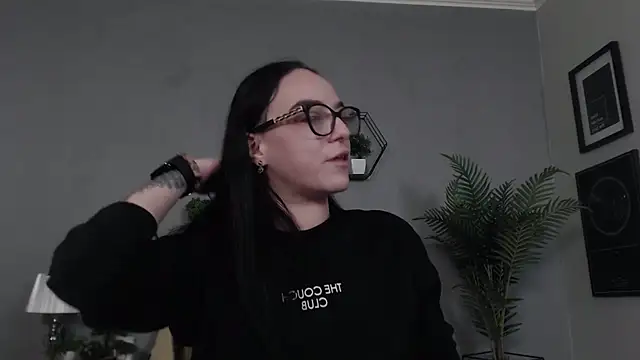 IzabelllNoir online show from 05.05.26