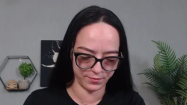 IzabelllNoir online show from 05.23.26