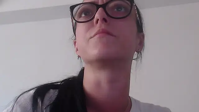 IzabelllNoir online show from 05.30.26