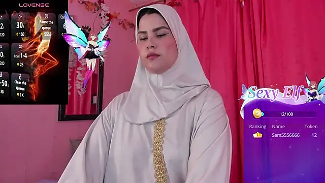 Snapshot of AishaAmin_ chatting on 03.15.25 AishaAmin online show from 03.15.25