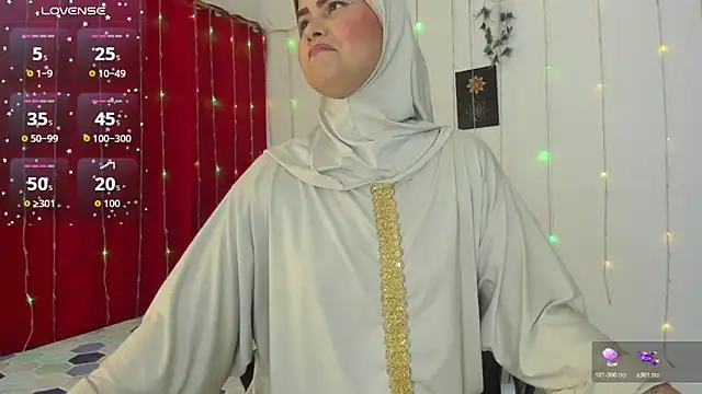 AishaAmin  online show from 03.09.26