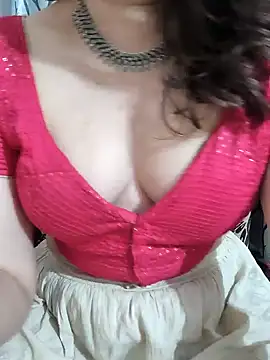 Snapshot of Brown_Maxi chatting on 03.02.25 Brown Maxi online show from 03.02.25