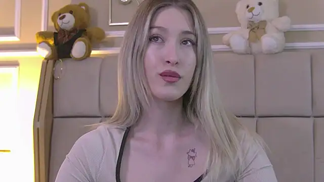 SerenaBennet online show from 04.29.26