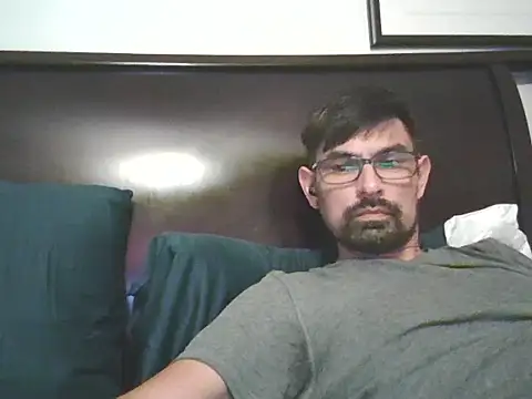 Snapshot of spence204011 chatting on 11.08.25 spence204011 online show from 11.08.25