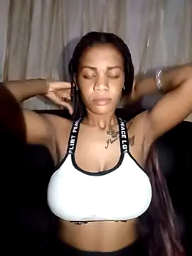 Snapshot of BarbieDoll_03 chatting on 03.15.25 BarbieDoll 03 online show from 03.15.25