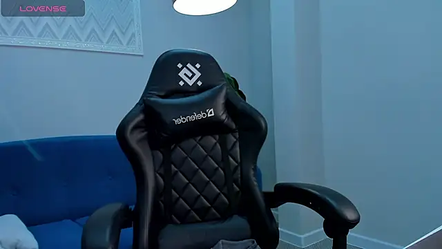 Snapshot of Angel_Sapphire_ chatting on 03.02.25 Angel Sapphire online show from 03.02.25