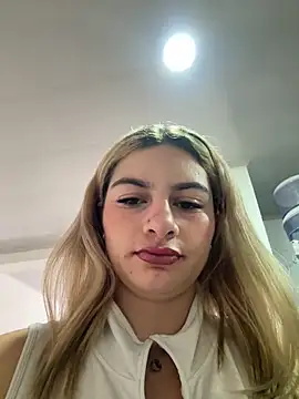 AtheneaRossi online show from 02.26.26