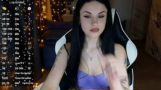 Mary   Moore online show from 01.17.25