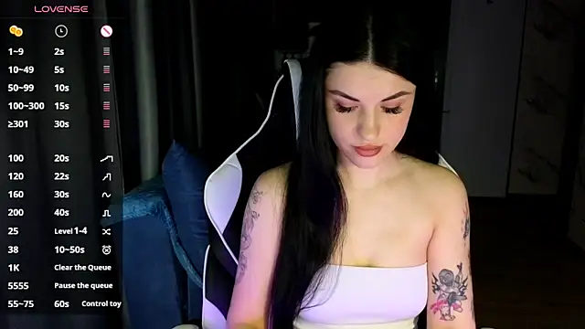 Mary   Moore online show from 03.20.25