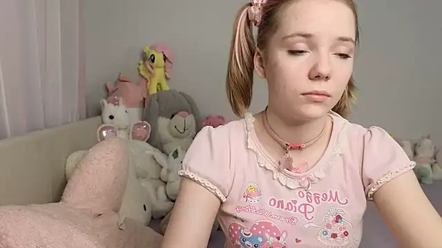 PrincessLittleKiki online show from 07.25.26