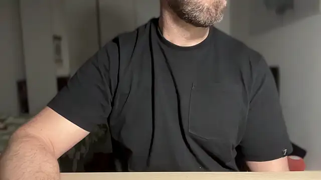 Snapshot of Mr_Beef chatting on 03.11.25 Mr Beef online show from 03.11.25