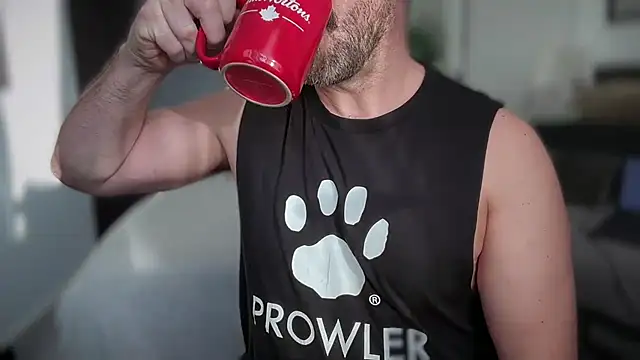 Snapshot of Mr_Beef chatting on 12.15.25 Mr Beef online show from 12.15.25