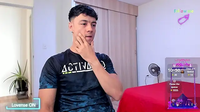 Sebastian-Dash online show from 12.24.24