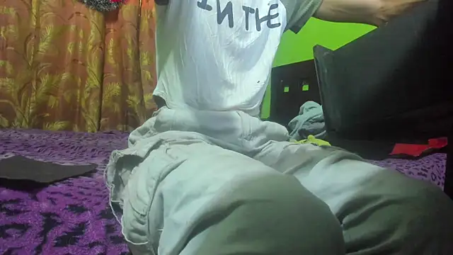 Brenda Smith69 online show from 12.16.25