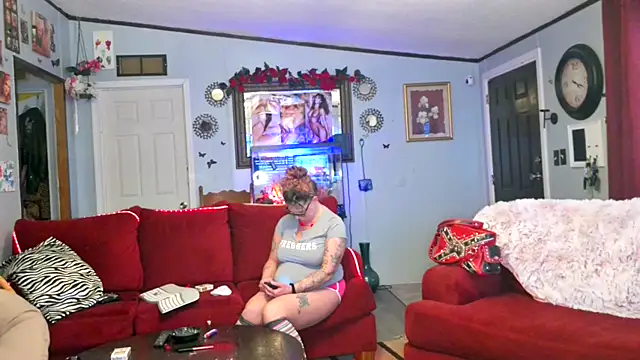 Lisalovely6981 online show from 02.02.26