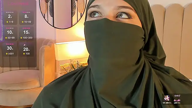 Snapshot of anna-henao chatting on 01.15.25 anna-henao online show from 01.15.25