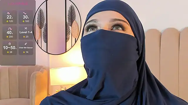 Snapshot of anna-henao chatting on 02.13.25 anna-henao online show from 02.13.25