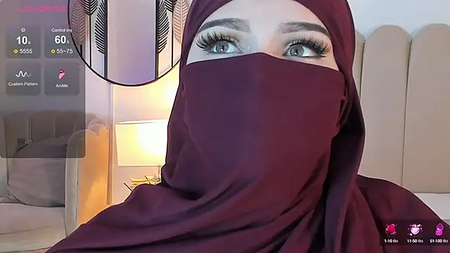 Snapshot of anna-henao chatting on 03.03.25 anna-henao online show from 03.03.25