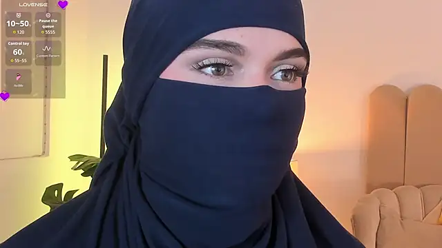 anna-henao online show from 05.15.26