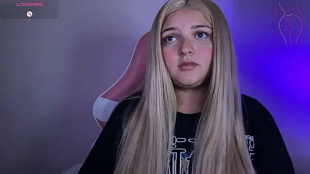 SweetPaige  online show from 02.17.25