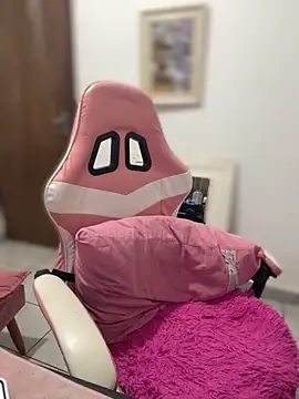 SweetPaige  online show from 11.14.25