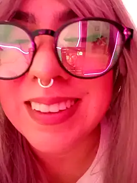 Snapshot of Celestte22 chatting on 11.09.25 Celestte22 online show from 11.09.25