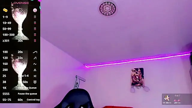 naomy  xx online show from 02.14.25