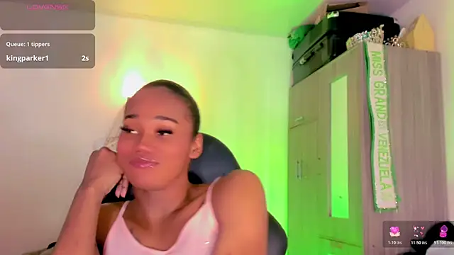 naomy  xx online show from 05.29.26