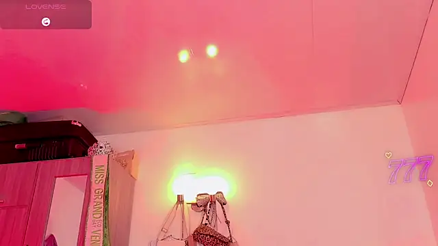 naomy  xx online show from 06.11.26